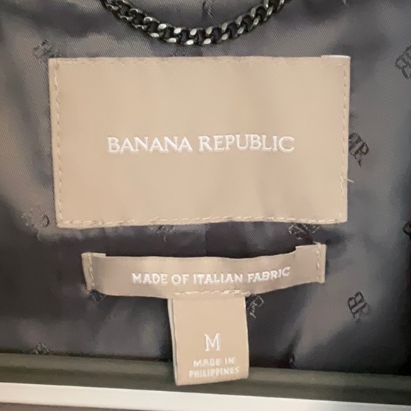 Gray wool fully lined winter coat with front buttons and belt - Picture 3 of 3